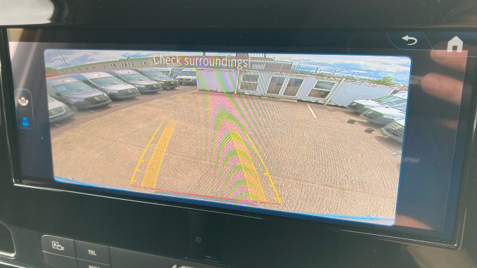 Mercedes-Benz Sprinter E314 L2 Electric Rwd 100kW 81kWh Pro Van Auto - Image 2